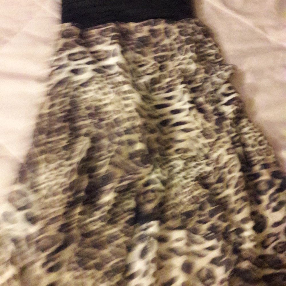Dress - Picture 3 of 3